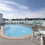Sana Reno Отель