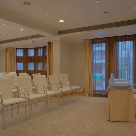 サナ リノ リスボン