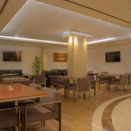 Sana Reno Hotel 3*